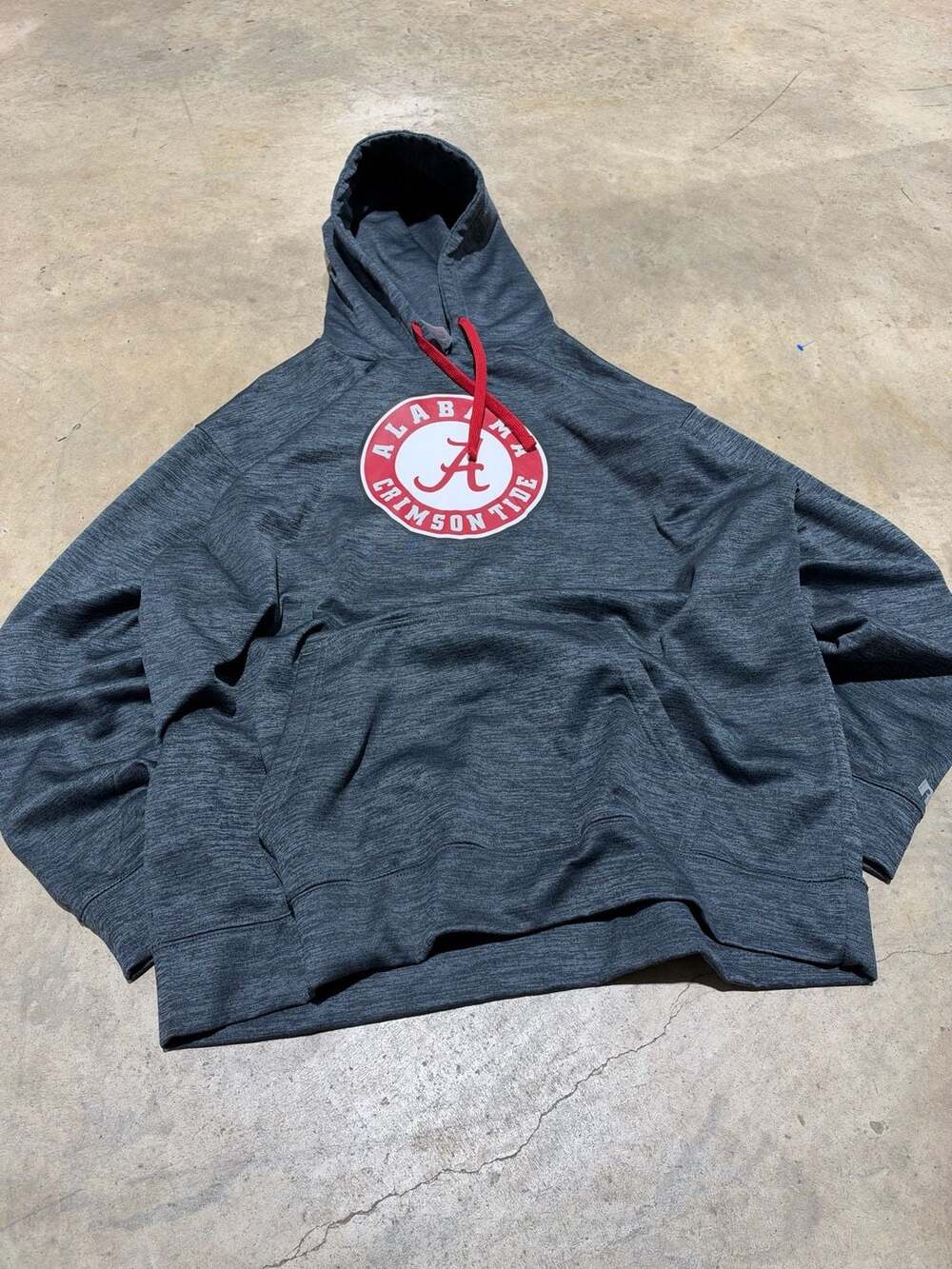 Alabama Crimson Tide Hoodie 
Size XL